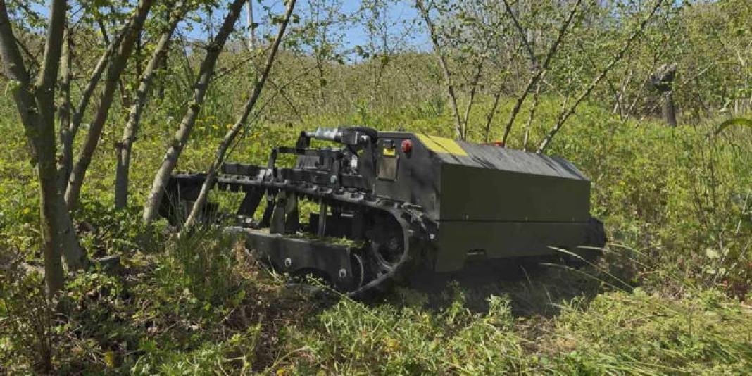 2 işçinin tam günde yaptığı işi 3 saatte yapıyor: Bu teknolojiyi çiftçi hayretle izliyor 5